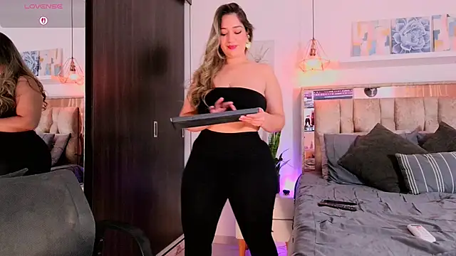 Dulce Morrys online show from March 15, 2026, 4:46 pm