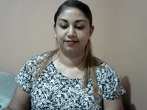 bellachow10 online show from December 16, 2025, 10:20 am