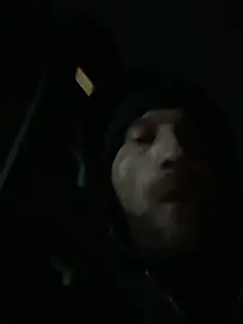 Snapshot of Toyboy471 chatting on January 11, 2025, 12:55 am Toyboy471 online show from January 11, 2025, 12:55 am