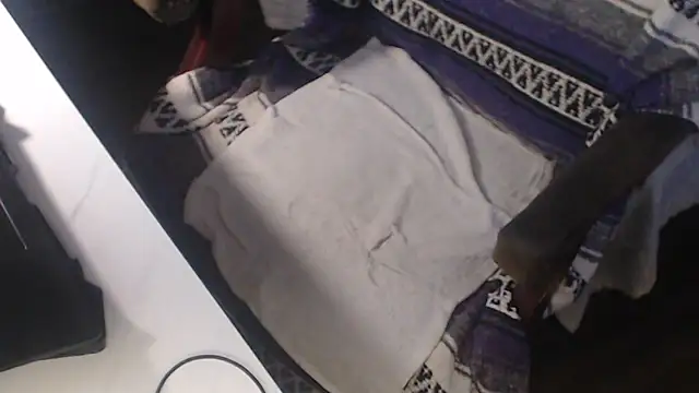 Snapshot of QueenDenizeAndTheCaptain chatting on October 2, 2025, 5:47 am QueenDenizeAndTheCaptain online show from October 2, 2025, 5:47 am