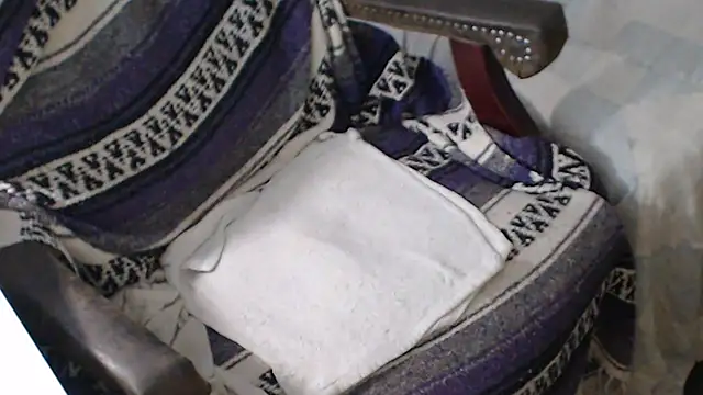 Snapshot of QueenDenizeAndTheCaptain chatting on October 17, 2025, 2:41 pm QueenDenizeAndTheCaptain online show from October 17, 2025, 2:41 pm