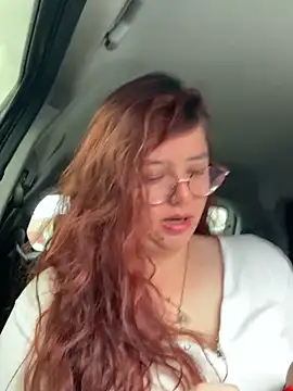 kayortiiz online show from September 24, 2025, 4:21 pm