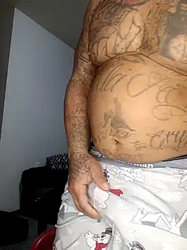 Snapshot of yellowwetfox chatting on March 5, 2026, 2:13 pm yellowwetfox online show from March 5, 2026, 2:13 pm