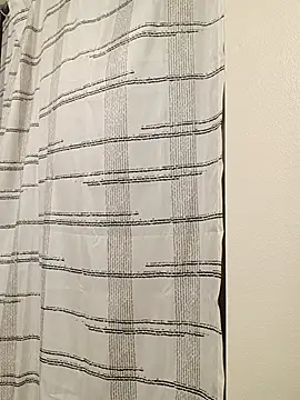 Snapshot of yellowwetfox chatting on March 6, 2026, 8:11 am yellowwetfox online show from March 6, 2026, 8:11 am