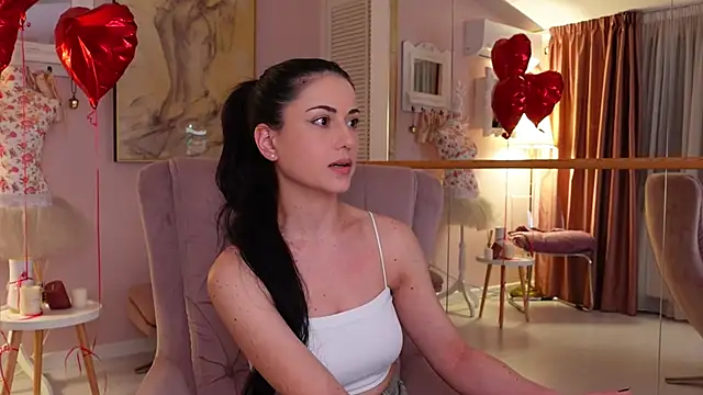 Snapshot of OliviaSirena chatting on February 26, 2026, 10:31 pm OliviaSirena online show from February 26, 2026, 10:31 pm