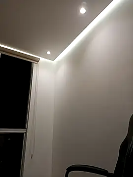 romeolovedark online show from March 12, 2025, 4:30 am