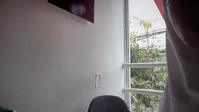 romeolovedark online show from October 15, 2025, 4:40 pm