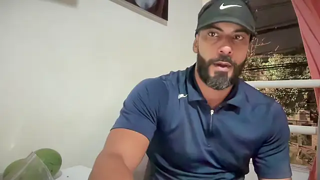 romeolovedark online show from November 24, 2025, 12:32 am