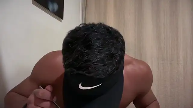 romeolovedark online show from March 6, 2026, 11:56 pm