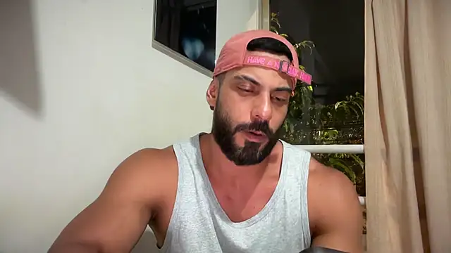 romeolovedark online show from March 31, 2026, 7:42 am