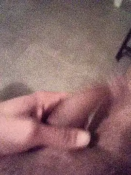 Invisiblesqz online show from January 15, 2026, 6:18 am