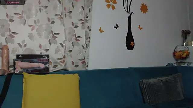 Goddess Tina online show from September 28, 2025, 3:39 pm