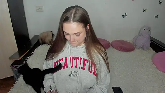 Snapshot of NataliEvans chatting on June 25, 2026, 8:13 pm NataliEvans online show from June 25, 2026, 8:13 pm