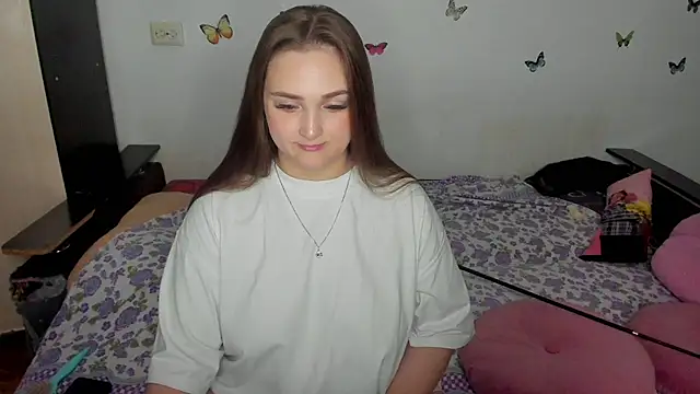 Snapshot of NataliEvans chatting on July 9, 2026, 8:24 pm NataliEvans online show from July 9, 2026, 8:24 pm