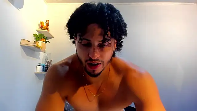 Snapshot of Kris_Khalifa69 chatting on May 20, 2026, 1:01 am Kris Khalifa69 online show from May 20, 2026, 1:01 am