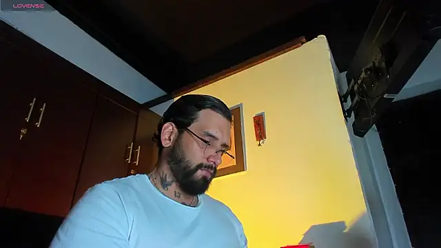 CamiloGray  online show from February 24, 2026, 2:04 pm