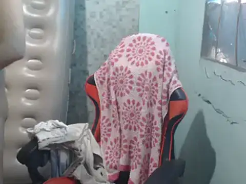 Snapshot of itsmacky4u chatting on November 11, 2025, 7:08 am itsmacky4u online show from November 11, 2025, 7:08 am