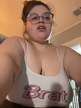 Snapshot of ItsBunniBabe chatting on June 5, 2026, 3:02 am ItsBunniBabe online show from June 5, 2026, 3:02 am