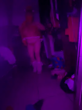 Snapshot of Cataleia21 chatting on December 5, 2025, 12:03 pm Cataleia21 online show from December 5, 2025, 12:03 pm