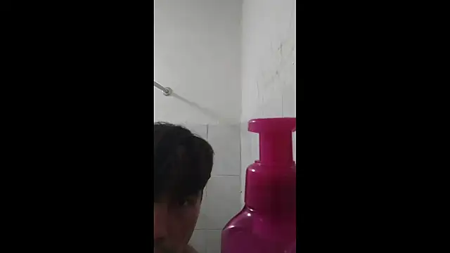 Luisoon001 online show from November 10, 2025, 7:29 am