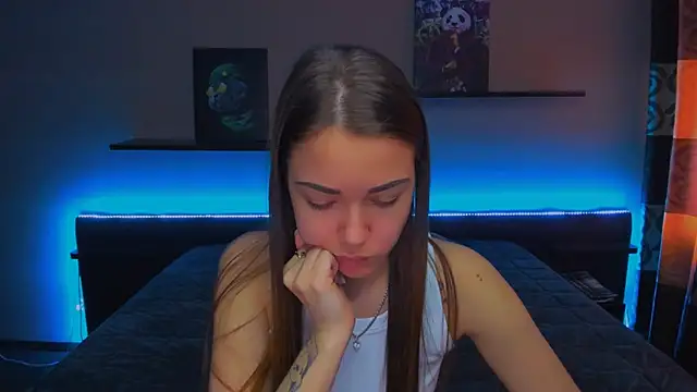 AlexaBarkley online show from March 20, 2025, 5:02 am