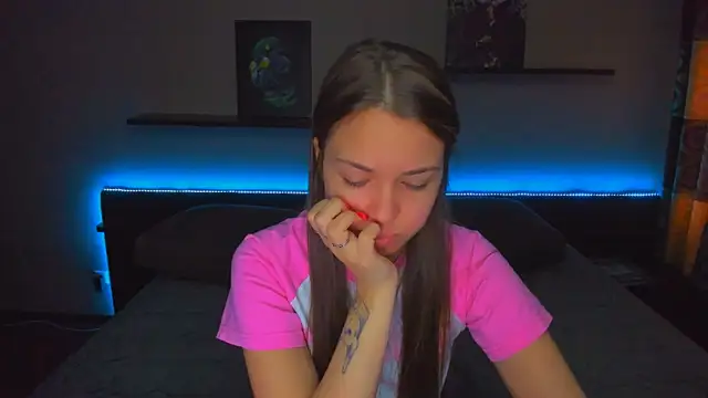 AlexaBarkley online show from March 24, 2026, 12:48 am