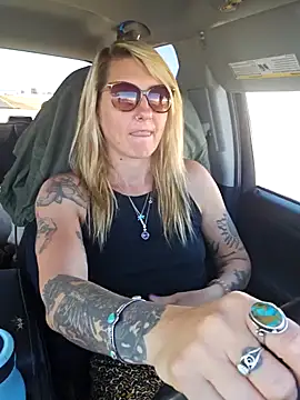 SheIsSomething online show from February 6, 2025, 9:06 pm