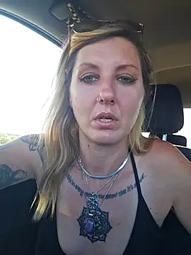 SheIsSomething online show from February 18, 2026, 11:55 pm