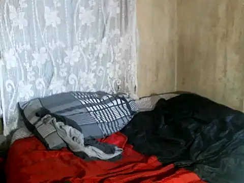 cute-shamza online show from February 8, 2026, 5:11 am