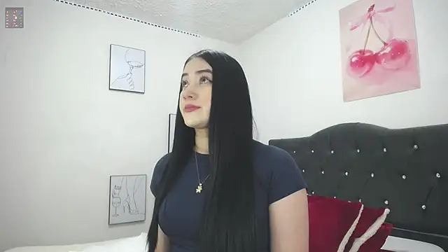 Emmy sanderss online show from April 14, 2026, 5:19 pm