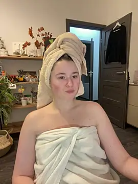 sweetest pie online show from February 27, 2025, 12:21 am