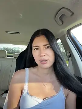 clairewntr online show from April 6, 2026, 3:35 pm