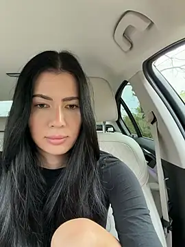 clairewntr online show from April 12, 2026, 4:56 pm