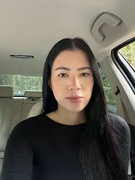 clairewntr online show from May 4, 2026, 3:41 pm