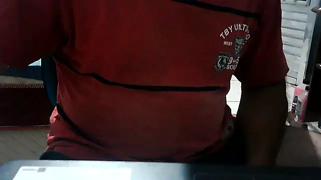 Snapshot of eduar570 chatting on December 19, 2025, 1:45 am eduar570 online show from December 19, 2025, 1:45 am