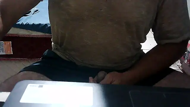 Snapshot of eduar570 chatting on December 20, 2025, 7:04 am eduar570 online show from December 20, 2025, 7:04 am