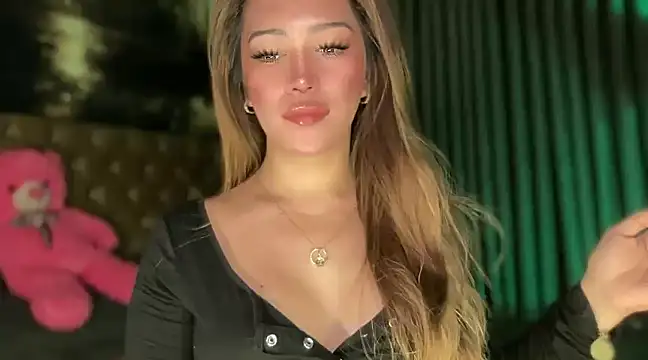 Jasmine Elcock online show from December 3, 2024, 12:06 pm