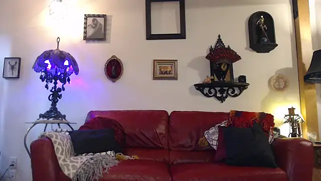 Snapshot of gothstripper chatting on July 22, 2026, 5:16 pm gothstripper online show from July 22, 2026, 5:16 pm