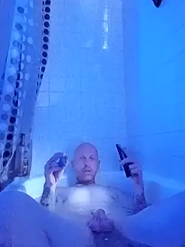 Snapshot of CAMINCHANCE chatting on September 9, 2025, 10:42 pm CAMINCHANCE online show from September 9, 2025, 10:42 pm