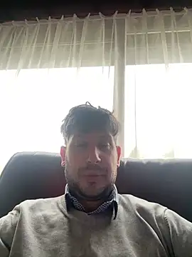 Snapshot of Taxidriver1988 chatting on January 18, 2025, 11:54 am Taxidriver1988 online show from January 18, 2025, 11:54 am