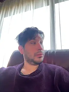 Snapshot of Taxidriver1988 chatting on March 3, 2025, 9:33 am Taxidriver1988 online show from March 3, 2025, 9:33 am