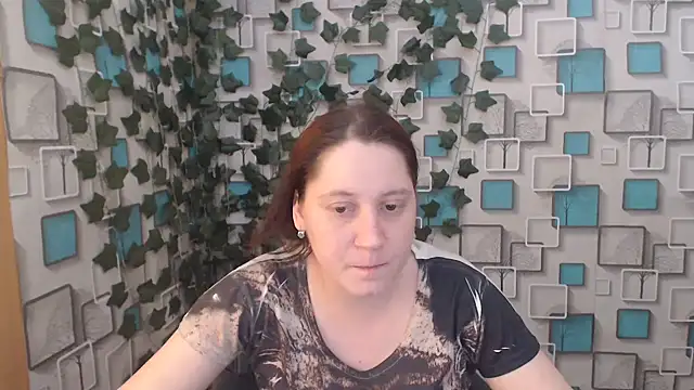 JosieJun  online show from March 10, 2025, 5:50 pm