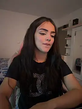 anniehart online show from April 7, 2026, 1:06 am