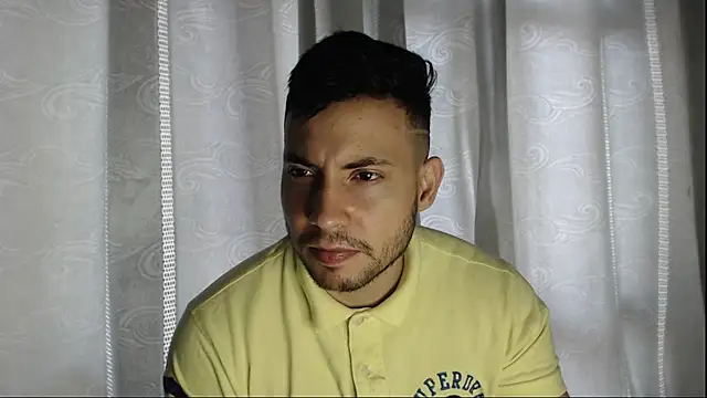 Armando 2002 online show from September 19, 2025, 4:18 pm