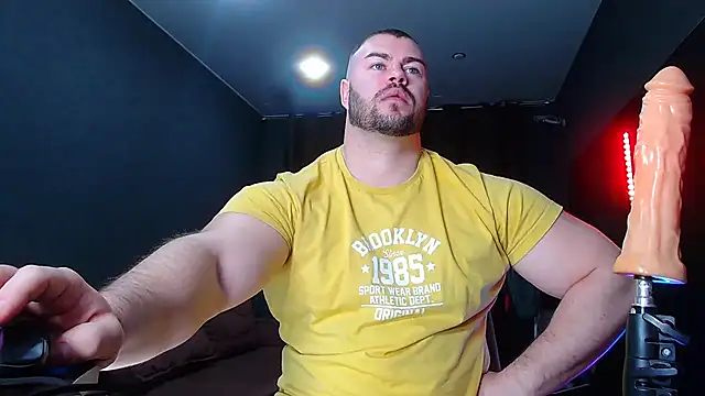 muscularjohnforuX online show from February 19, 2025, 4:55 am