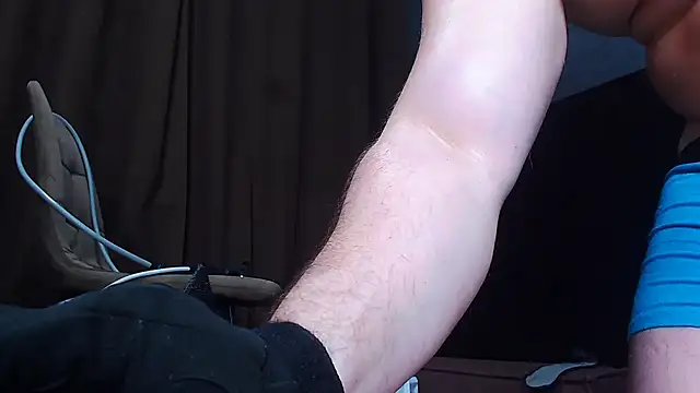 muscularjohnforuX online show from March 10, 2026, 7:52 pm