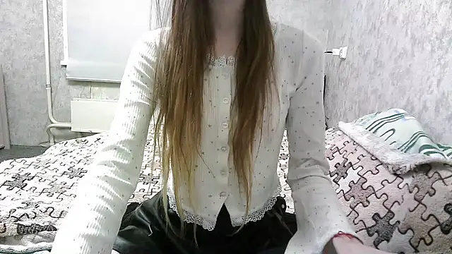 Snapshot of KittyBounty chatting on December 19, 2025, 3:19 pm KittyBounty online show from December 19, 2025, 3:19 pm