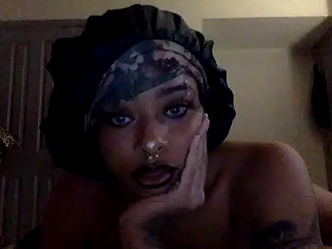 CutieFrmthehood online show from June 5, 2026, 11:21 pm