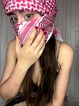 Snapshot of arabiaAna chatting on September 19, 2025, 12:34 am arabiaAna online show from September 19, 2025, 12:34 am