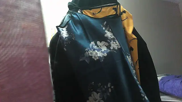 Snapshot of Sandra_Potiche chatting on October 2, 2025, 8:38 pm Sandra Potiche online show from October 2, 2025, 8:38 pm